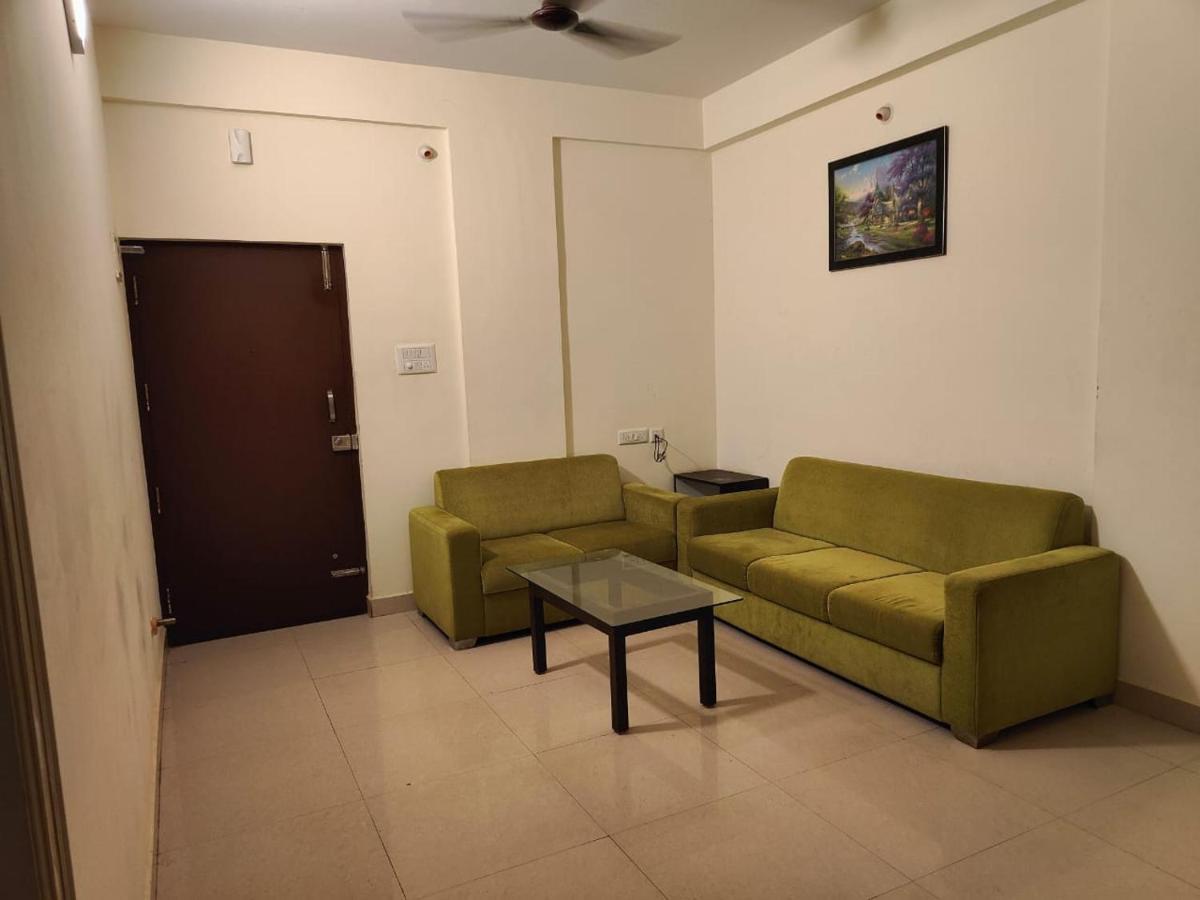 Pristine Inn Manyata Bengaluru Kültér fotó